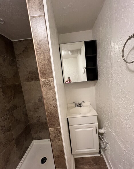 More Photos Of 457 S 500 E, Provo Apartments For Sale