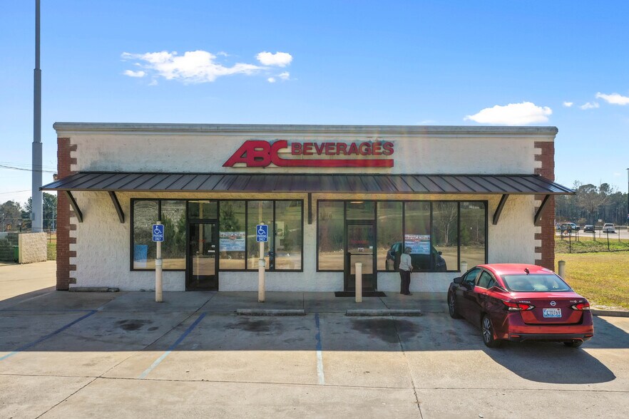 More Photos Of 10675 Alabama Highway 5, Brent Freestanding For Sale