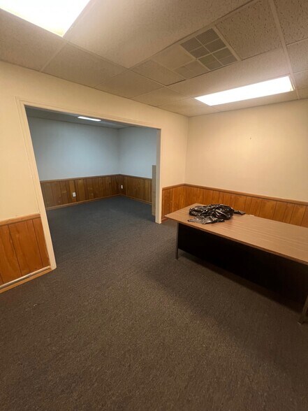 More Photos Of 9 J W Thomas Way, Thomasville Office For Lease