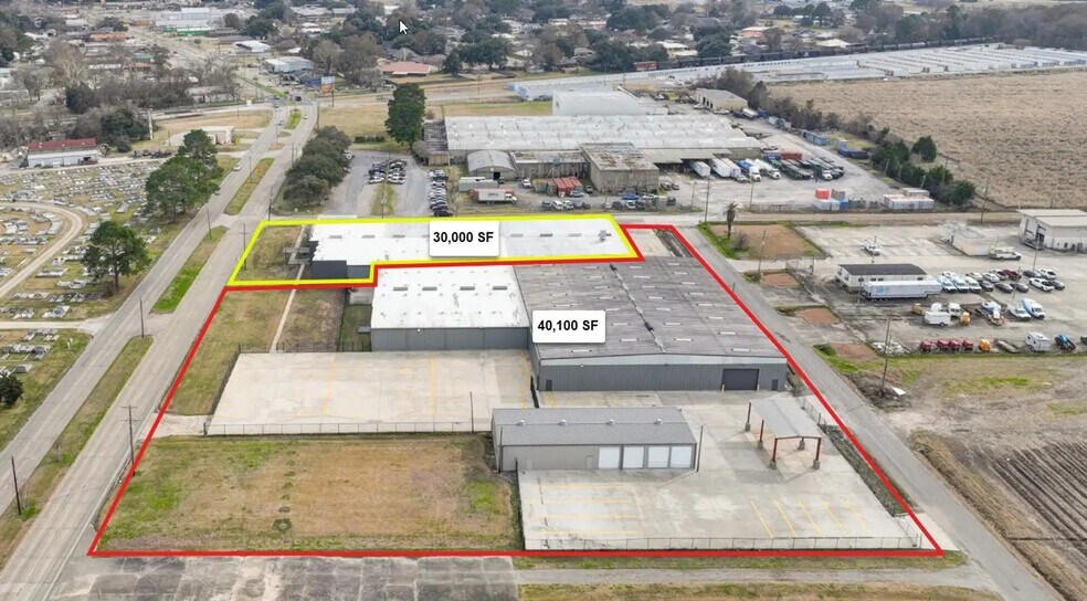 More Photos Of 403 W Admiral Doyle Dr, New Iberia Distribution For Lease