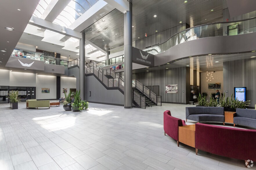 More Photos Of 600 4th St, Sioux City Office For Lease