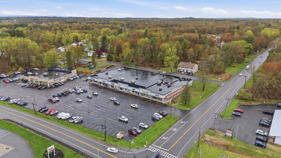 More Photos Of 217 Guideboard Rd, Clifton Park Unknown For Lease