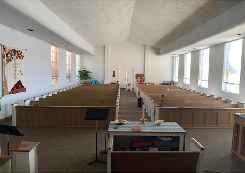 More Photos Of 2149 S Grand Blvd, Saint Louis Religious Facility For Sale