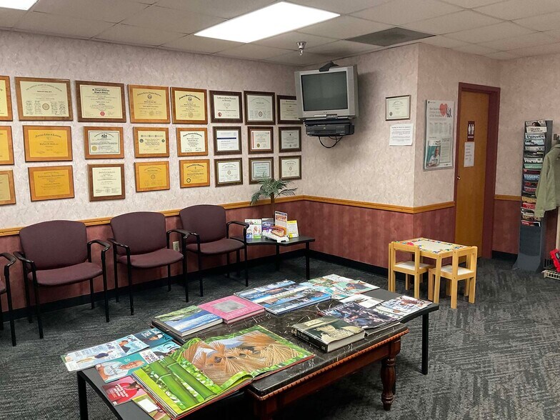 More Photos Of 102 N Abington Rd, Clarks Green Medical For Lease