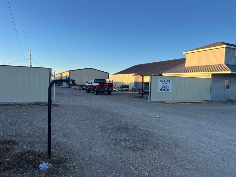More Photos Of 1743 W McCormick Rd, Amarillo Specialty For Lease