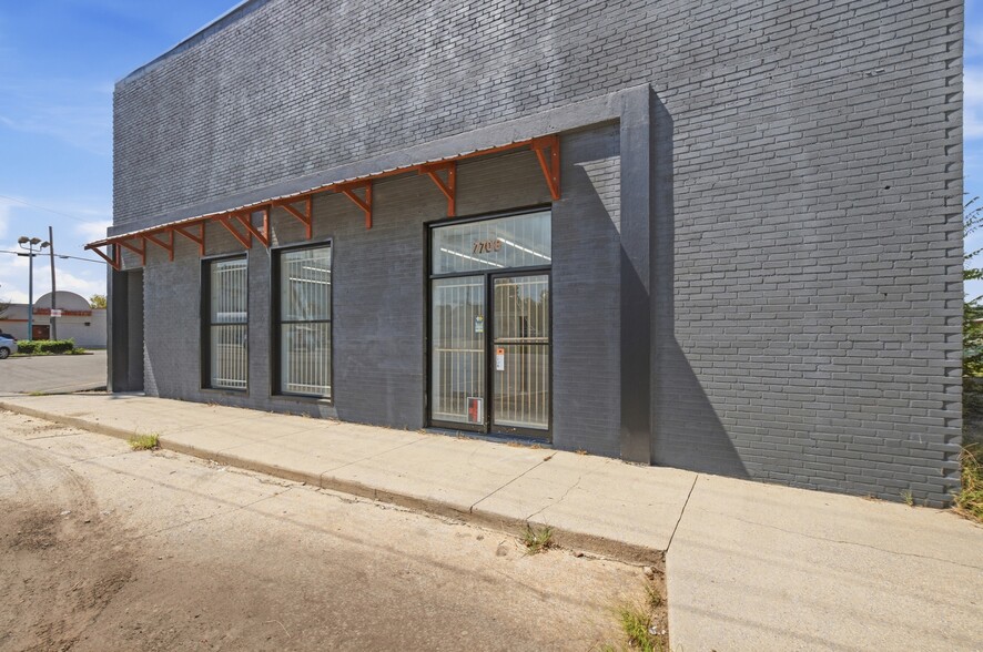 Primary Photo Of 7708 1st Ave N, Birmingham Self Storage For Sale