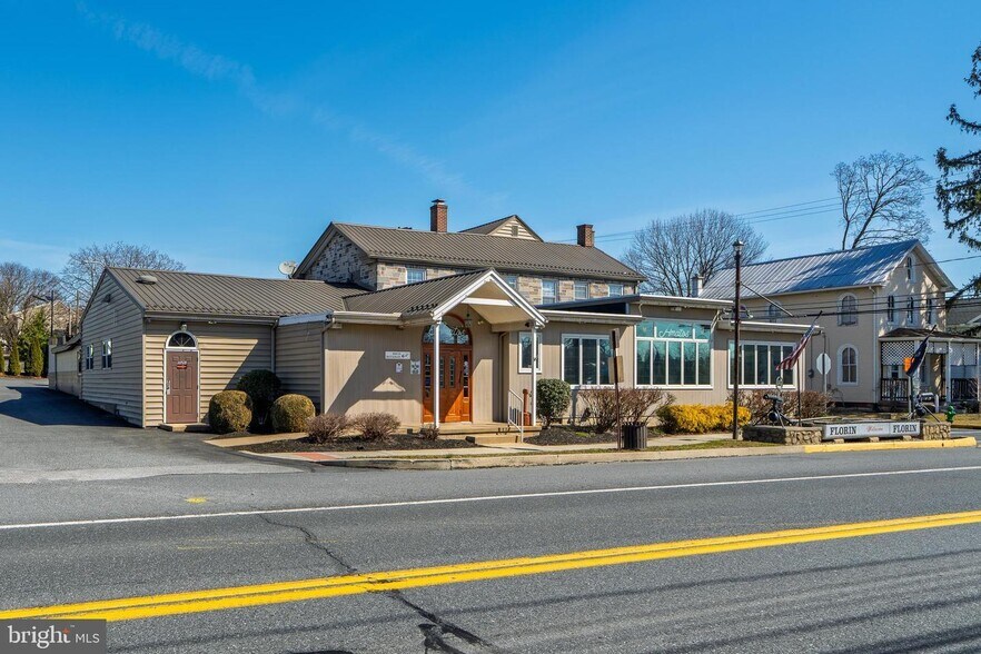 Primary Photo Of 905 West Main St, Mount Joy Freestanding For Sale