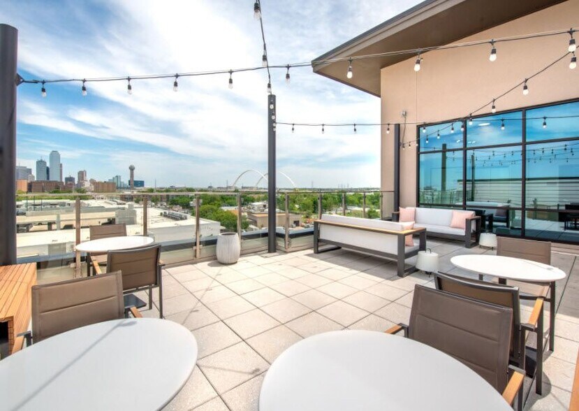 More Photos Of 411 W Commerce St, Dallas Apartments For Lease