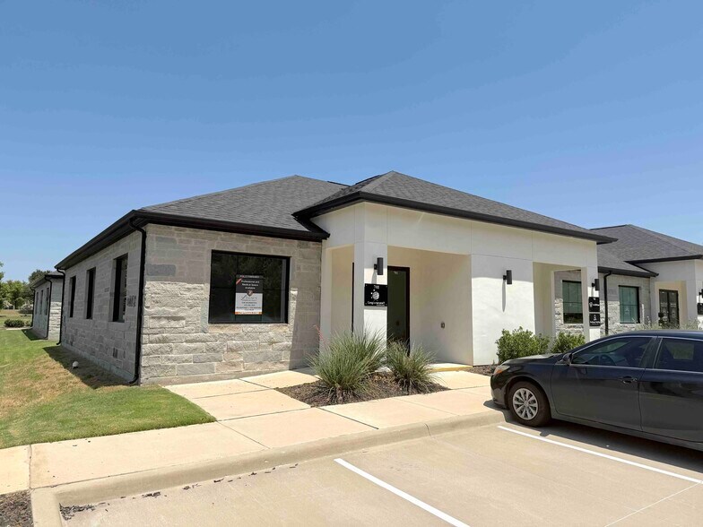 Primary Photo Of 3721 S Stonebridge Dr, McKinney Unknown For Lease