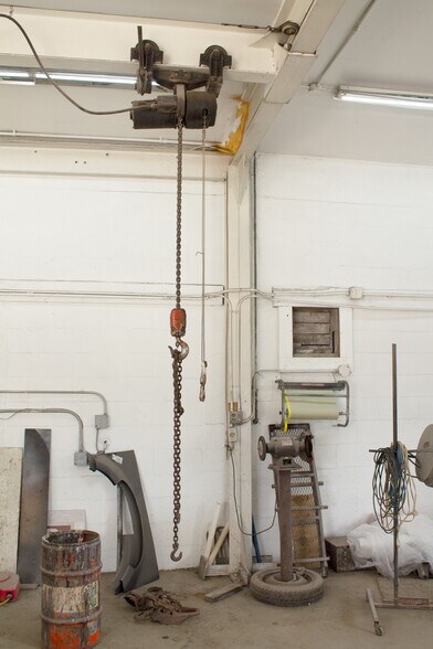 More Photos Of 5362 NY-41, Smithville Flats Industrial For Lease