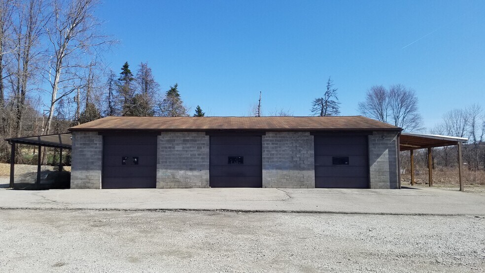 Primary Photo Of 3400 Leechburg Rd, Pittsburgh Auto Repair For Sale