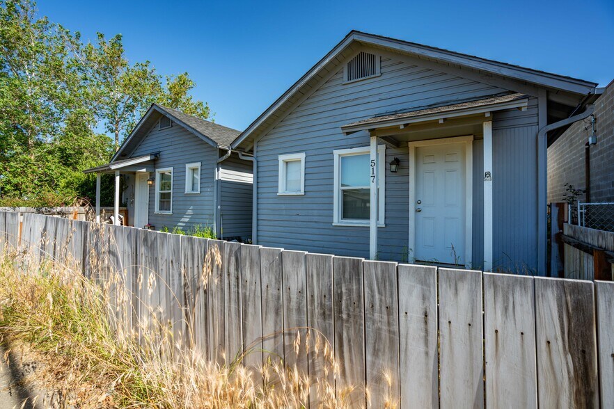 More Photos Of 513 Alice St, Medford Apartments For Sale