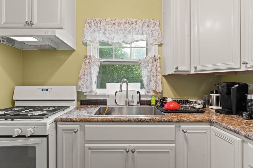 More Photos Of 1414 N Lincoln St, Spokane Apartments For Sale