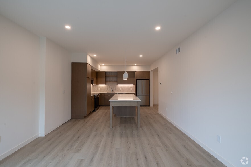 More Photos Of 44 Springside Ave, Arlington Apartments For Lease