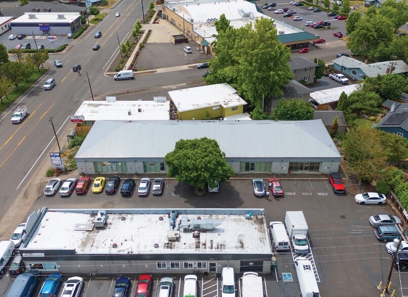 More Photos Of 1318 9th St NW, Corvallis General Retail For Sale