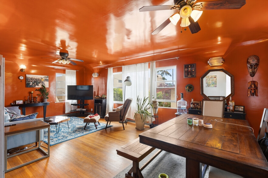 More Photos Of 642 Torrance St, San Diego Apartments For Sale