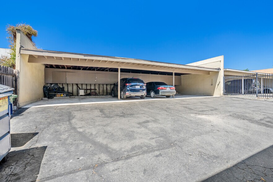 More Photos Of 523 E Hazel St, Inglewood Apartments For Sale