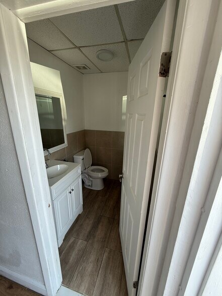 More Photos Of 3816-3820 Grand Blvd, New Port Richey Unknown For Lease