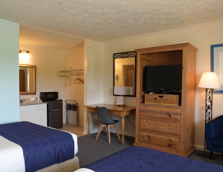 More Photos Of 18754 Northumberland Hwy, Reedville Hotel For Sale