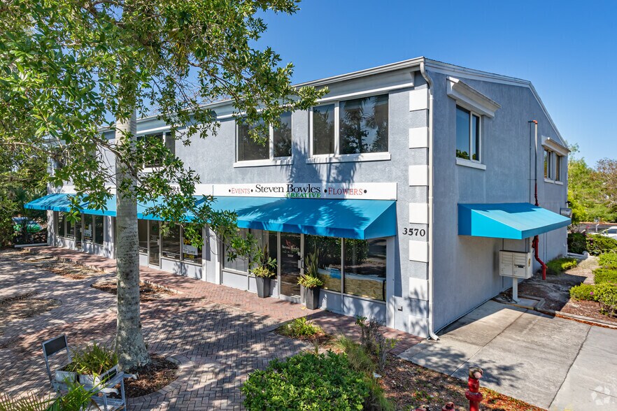 Primary Photo Of 3570-3590 Bayshore Dr, Naples Storefront Retail Residential For Lease