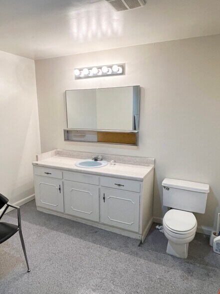 More Photos Of 1049 Shary Cir, Concord Warehouse For Lease