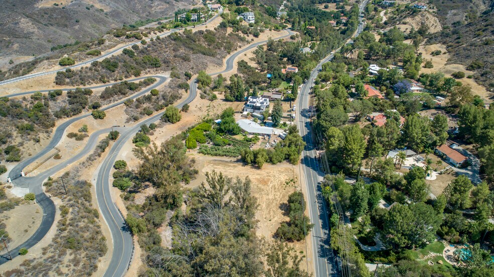 More Photos Of 24577 Mulholland, Calabasas Land For Sale