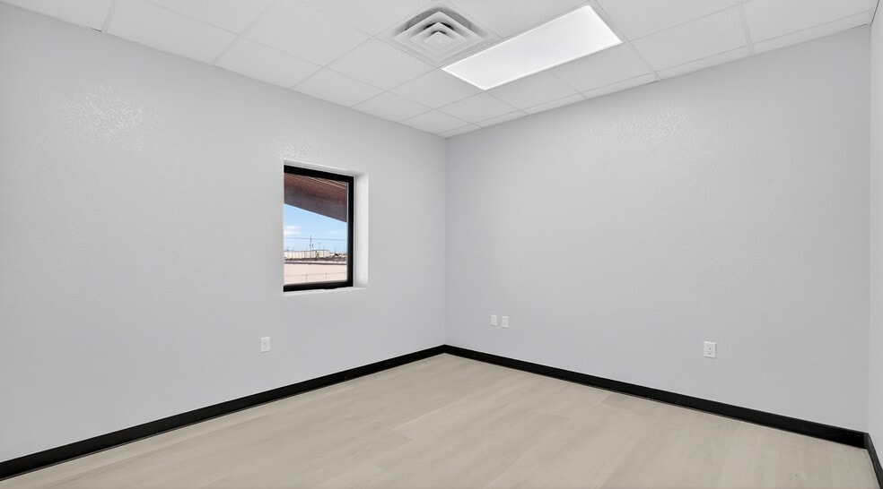 More Photos Of 16511 W Basin St, Odessa Industrial For Sale