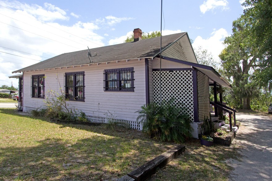 More Photos Of 490 N Spring Garden Ave, Deland Freestanding For Sale
