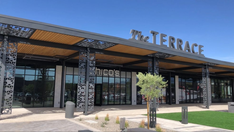 Primary Photo Of 1770 Red Cliffs Dr, St George Storefront For Lease