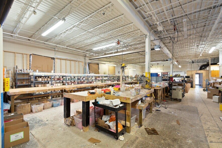 More Photos Of 677 S Cardinal Ln, Scottsburg Industrial For Sale
