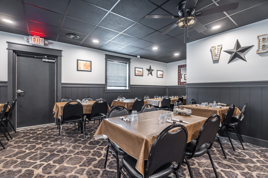 More Photos Of 3410 County Road HHH, Cuba City Bar For Sale