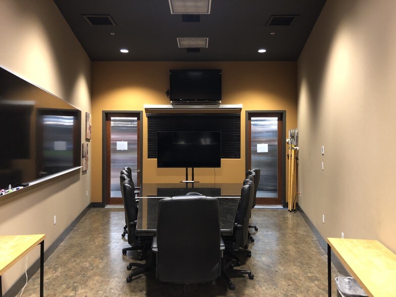 More Photos Of 1700 W 4th St, Antioch Warehouse For Lease