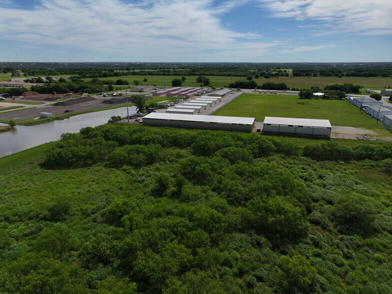 More Photos Of 1312 Weatherford Hwy, Granbury Land For Sale