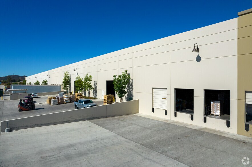 More Photos Of 33360 Zeiders Rd, Menifee Warehouse For Sale