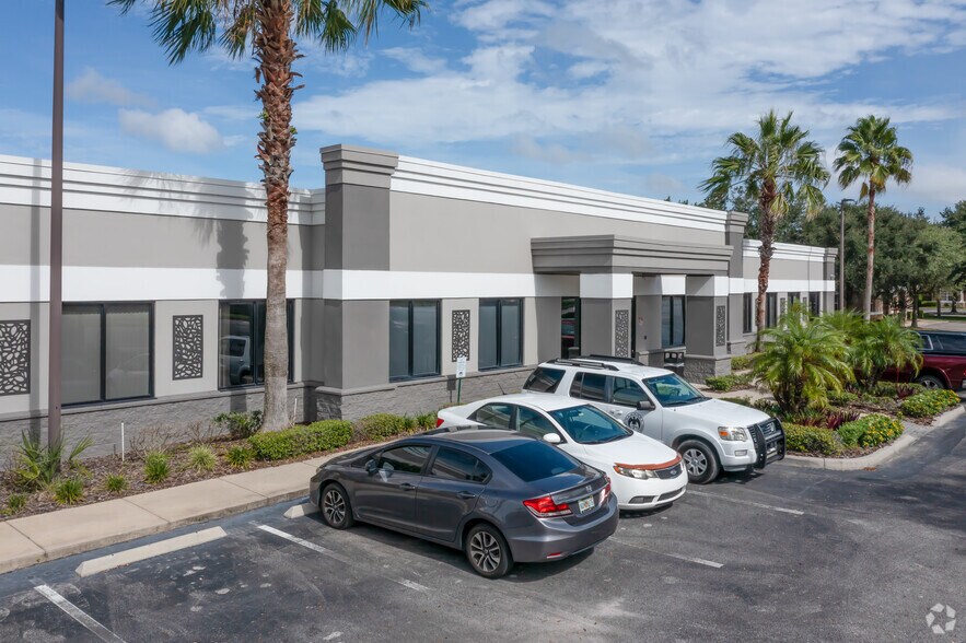 More Photos Of 1802 N Alafaya Trl, Orlando Medical For Sale