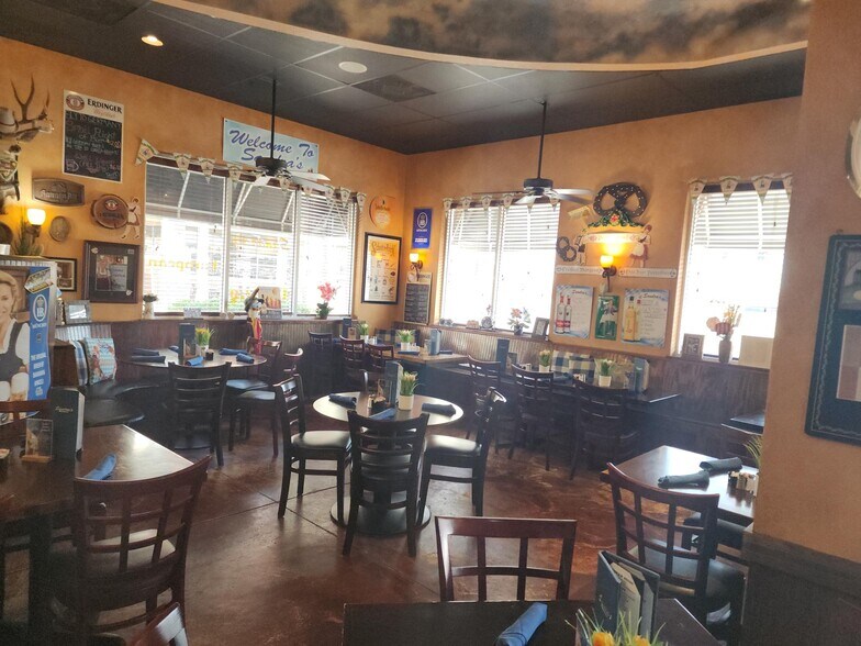 More Photos Of 111 W Olympia Ave, Punta Gorda Restaurant For Sale