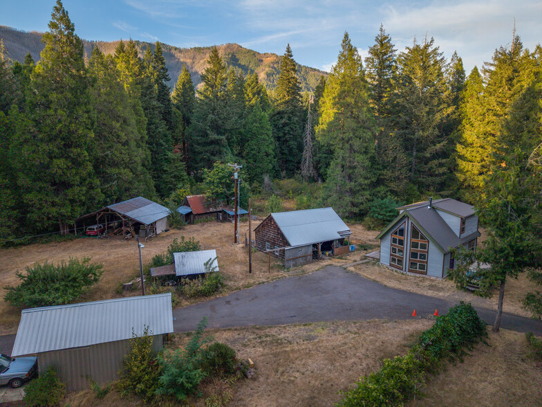 More Photos Of 55533 McKenzie River Dr, Mckenzie Bridge Industrial For Sale