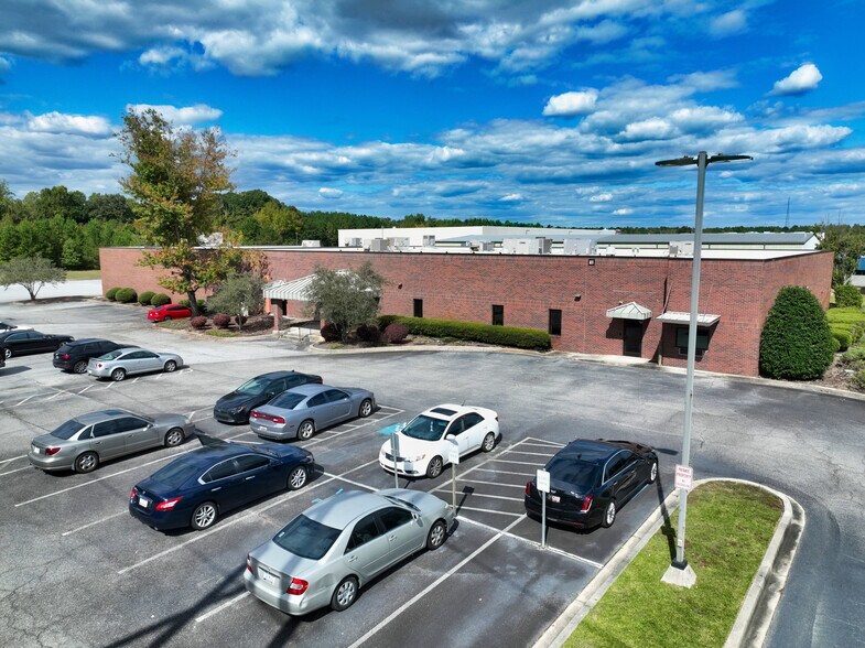 Primary Photo Of 2141 Enterprise Dr, Florence Office For Lease