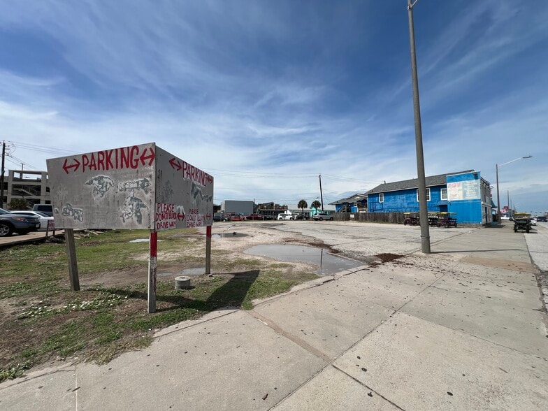 More Photos Of 3128 Seawall Blvd, Galveston Land For Lease