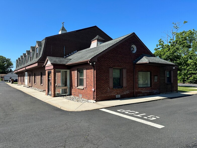 More Photos Of 281 State Route 79 N, Morganville Medical For Sale