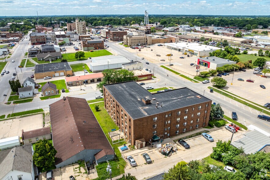 More Photos Of 1104 8th St, Boone Apartments For Sale
