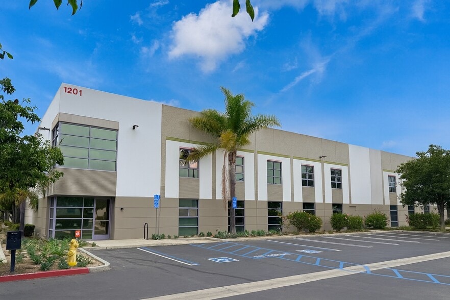 Primary Photo Of 1201 Maulhardt Ave, Oxnard Warehouse For Lease