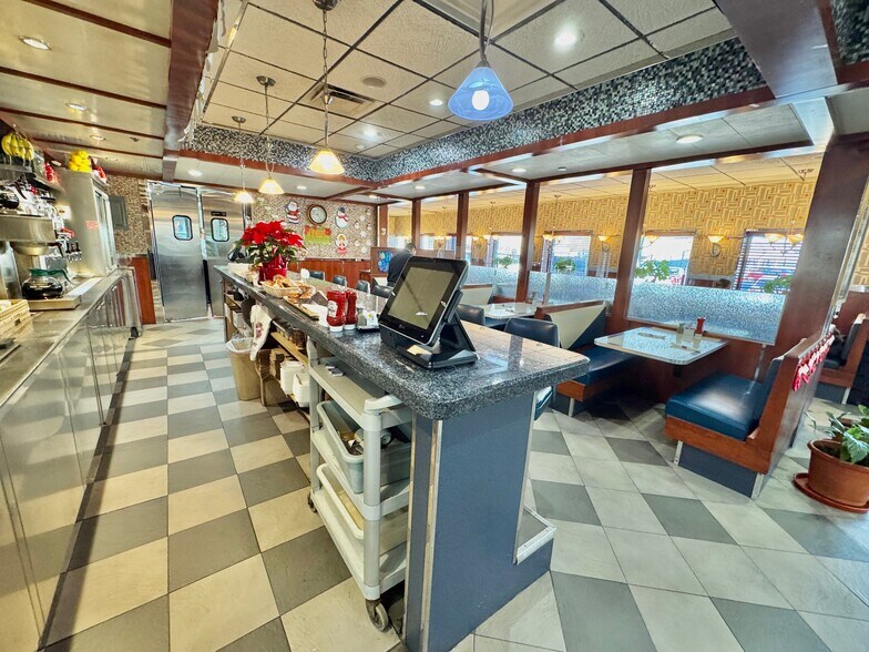 More Photos Of 232-236 Broadway, Amityville Storefront Retail Residential For Sale