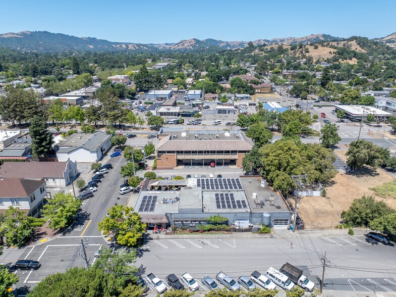 Primary Photo Of 1026 Machin Ave, Novato General Retail For Sale