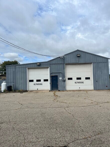 More Photos Of N5106 WI-35, Onalaska Distribution For Lease