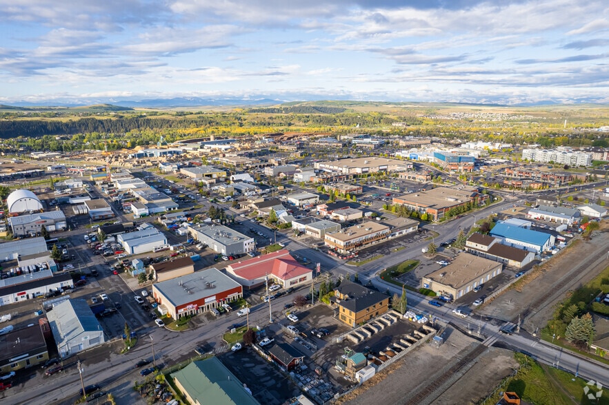 More Photos Of 113 Railway St W, Cochrane Storefront Retail Residential For Sale