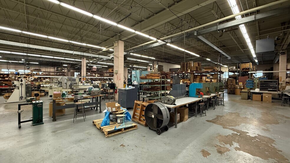 More Photos Of 4300 H St, Philadelphia Warehouse For Lease