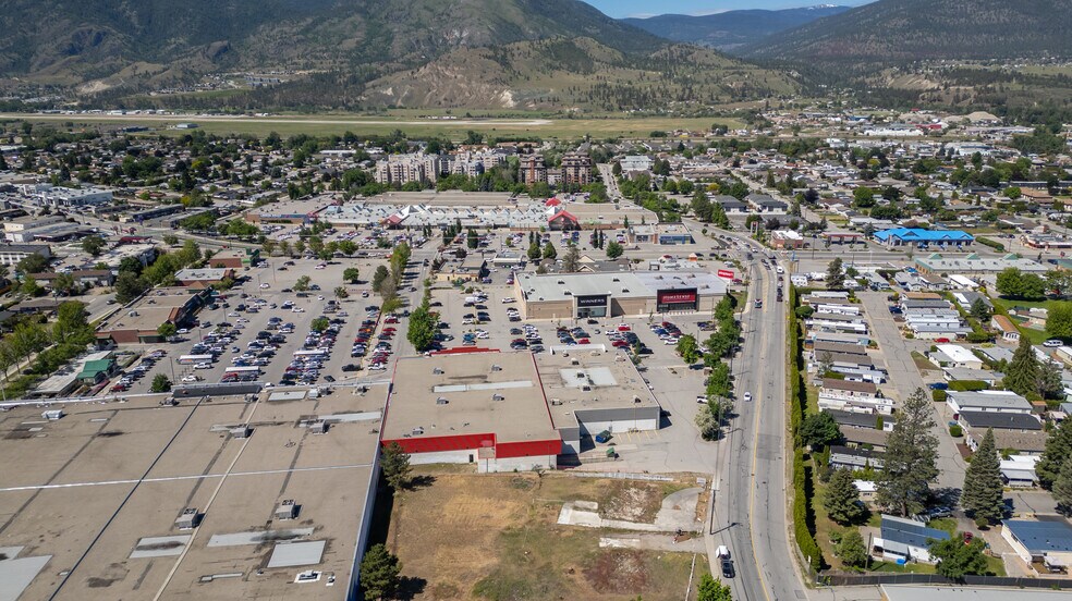 More Photos Of 184-196 Warren Av E, Penticton Land For Sale