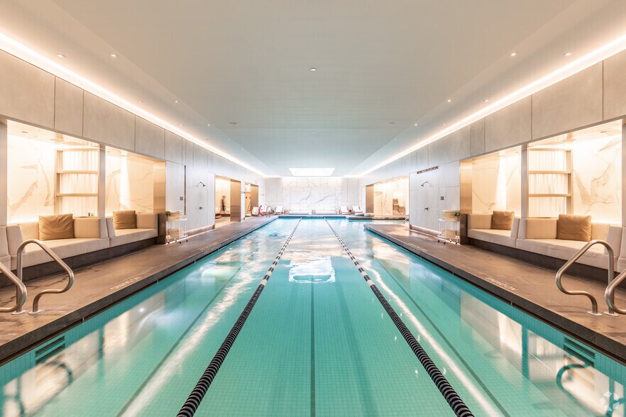 More Photos Of 400 W 61st St, New York Apartments For Lease