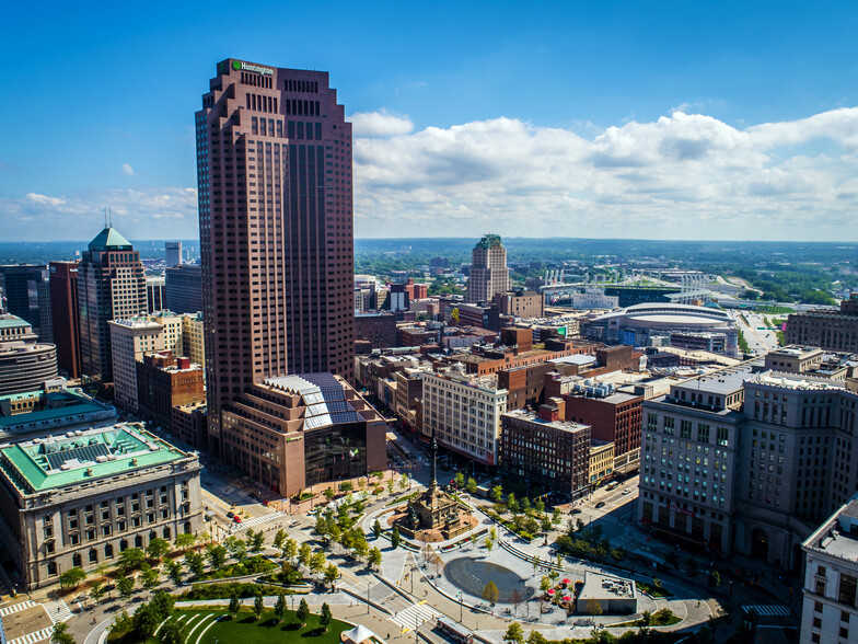 Primary Photo Of 200 Public Sq, Cleveland Office For Lease